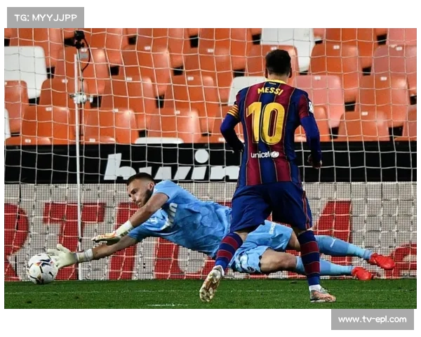 乌迪内斯主帅谈埃克勒卡姆成长：任意球练习成每日必修课